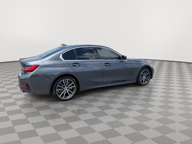 2022 BMW 3 Series 330i - Photo 11