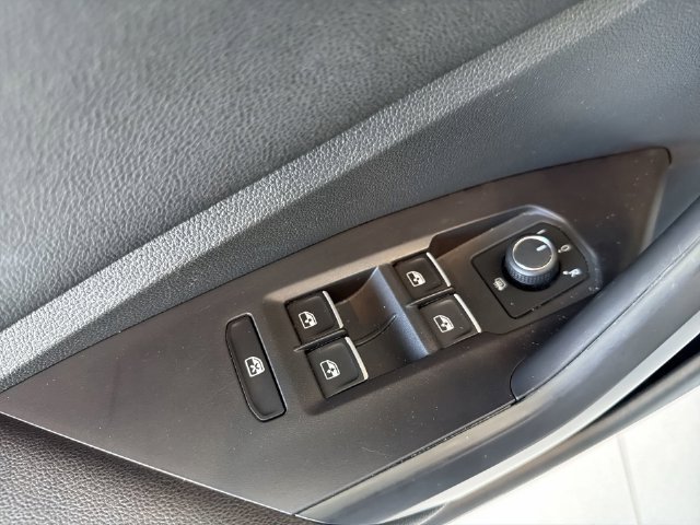 2025 Volkswagen Jetta S - Photo 21
