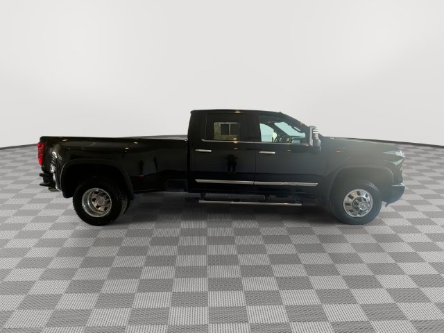 2026 Chevrolet Silverado 3500HD High Country - Photo 13