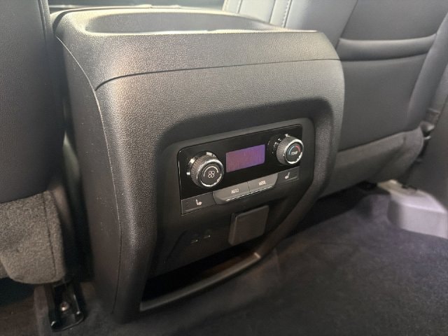 2026 Chevrolet Traverse High Country - Photo 18