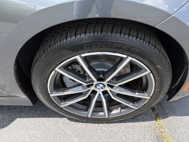 2022 BMW 3 Series 330i - Photo 14
