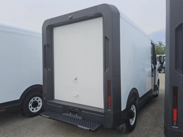Used 2024 Chevrolet BrightDrop Zevo 400 with VIN 2G5ZJ2TYXR9101798 for sale in Miamisburg, OH
