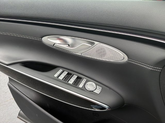 2026 GENESIS GV70 Standard - Photo 23
