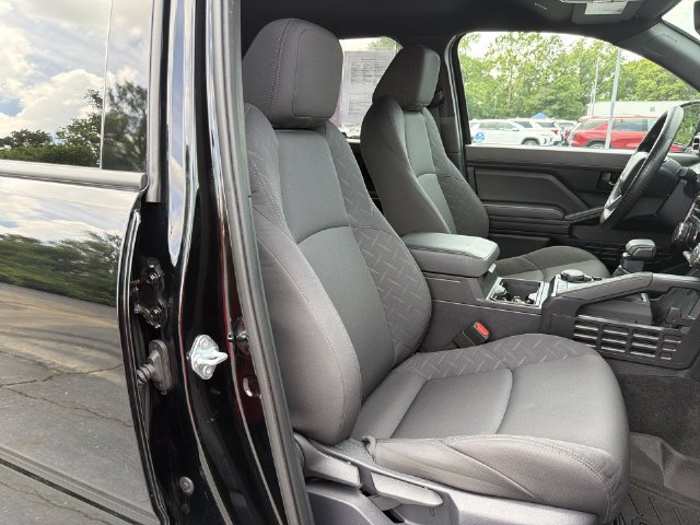 2024 Toyota Tacoma SR - Photo 18