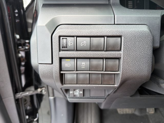 2024 Toyota Tacoma SR - Photo 27