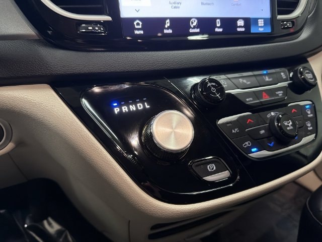 2024 Chrysler Pacifica Touring L - Photo 27