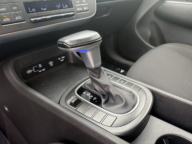 2025 Hyundai Kona SEL - Photo 26