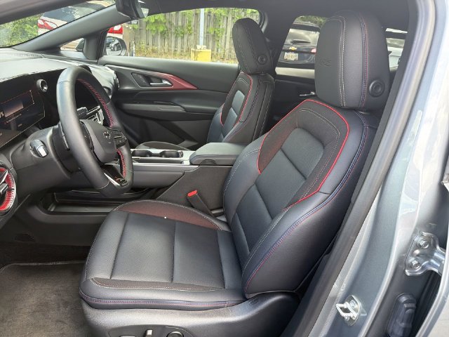 2026 Chevrolet Equinox EV RS - Photo 21