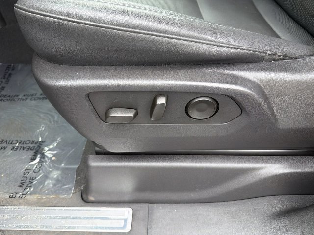 2025 GMC Sierra 1500 SLT - Photo 22