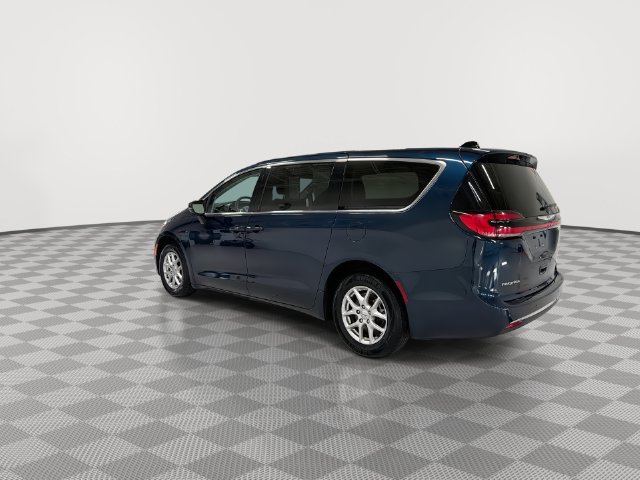 2024 Chrysler Pacifica Touring L - Photo 7