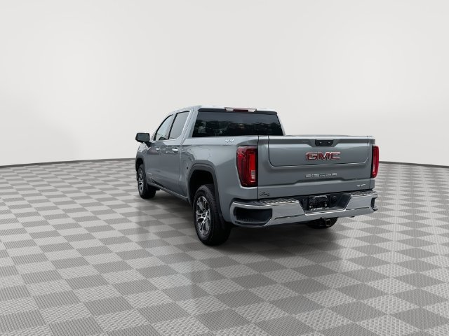 2025 GMC Sierra 1500 SLT - Photo 9