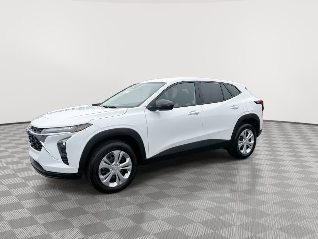 2026 Chevrolet Trax LS - Photo 6