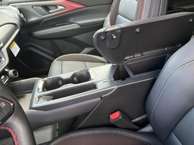 2026 Chevrolet Equinox EV RS - Photo 24