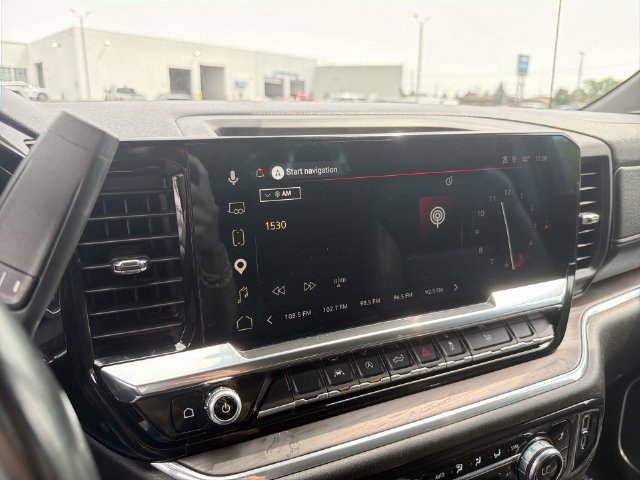2025 GMC Sierra 1500 SLT - Photo 25
