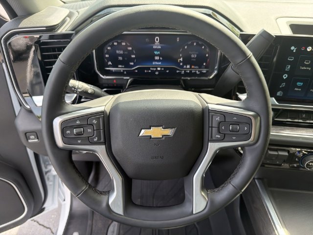 2025 Chevrolet Silverado 3500HD LTZ - Photo 33