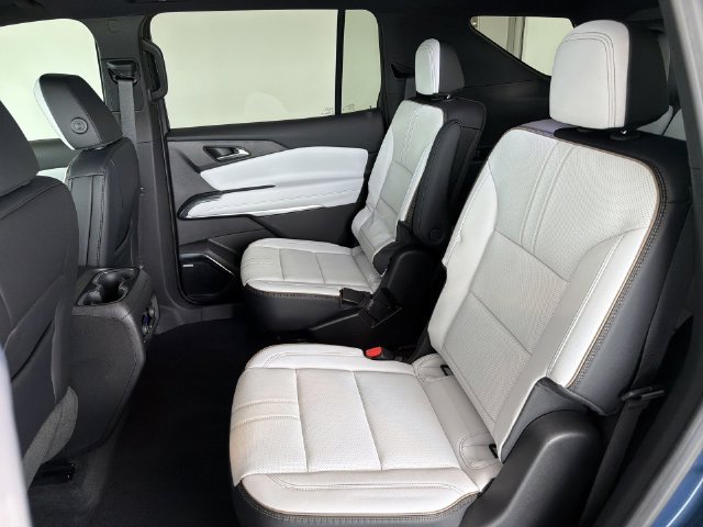 2026 Chevrolet Traverse High Country - Photo 17