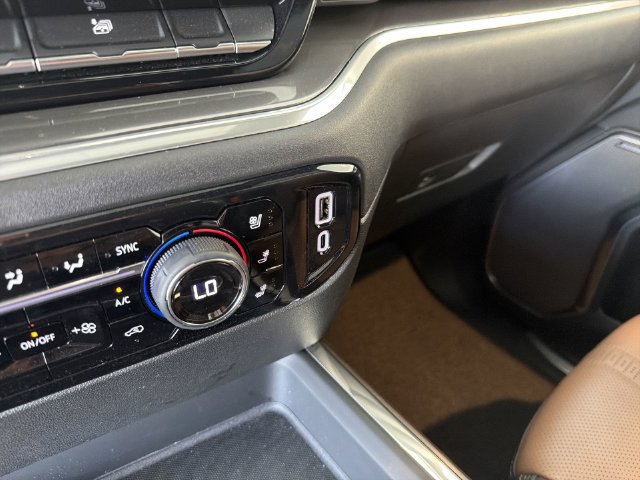 2026 Chevrolet Silverado 3500HD High Country - Photo 30