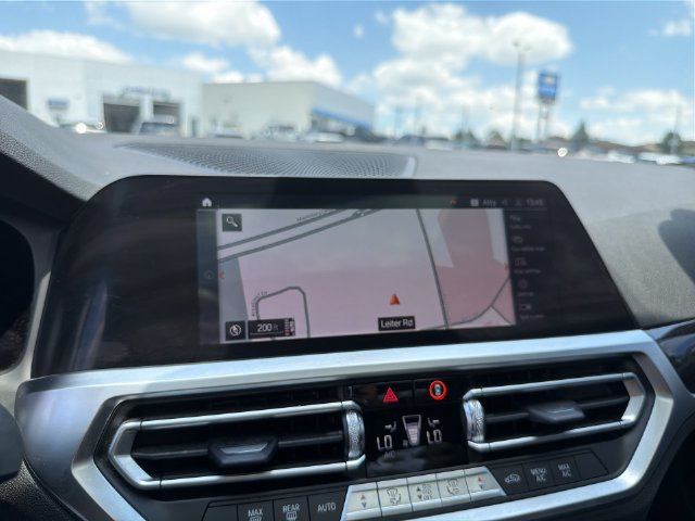 2022 BMW 3 Series 330i - Photo 26