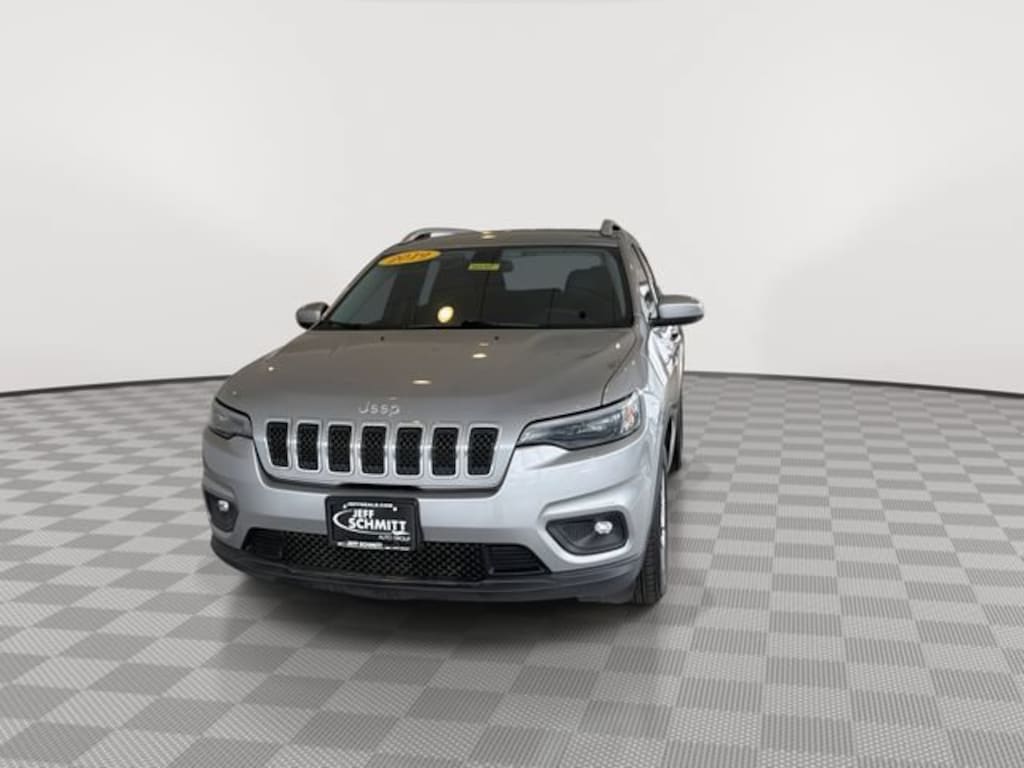 Used 2019 Jeep Cherokee Latitude Plus FWD SUV
