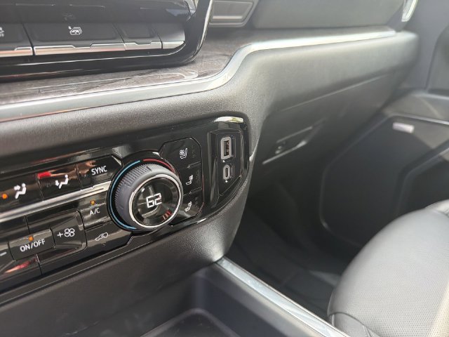 2025 Chevrolet Silverado 3500HD LTZ - Photo 29
