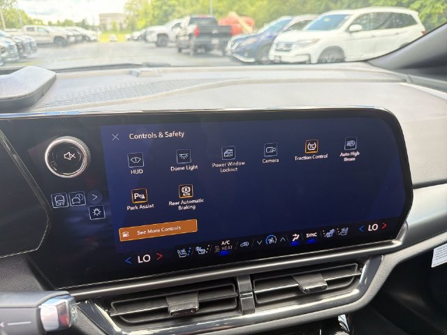2026 Chevrolet Equinox EV RS - Photo 31