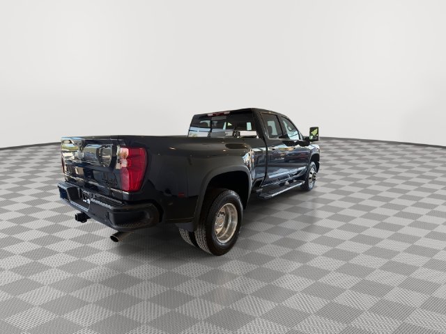 2026 Chevrolet Silverado 3500HD High Country - Photo 11