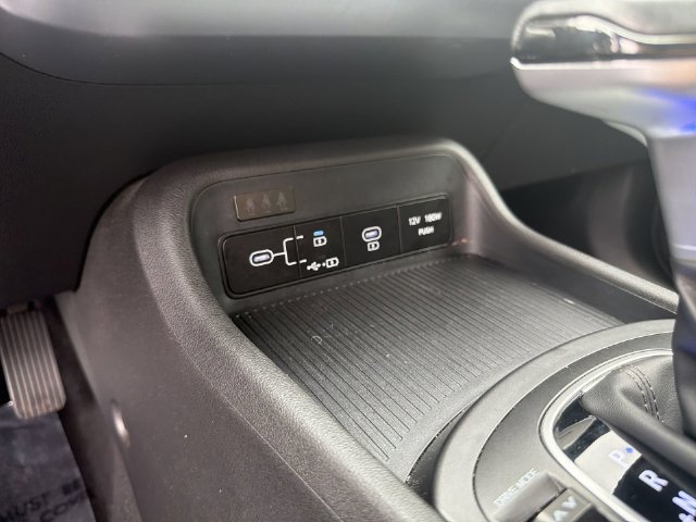 2025 Hyundai Kona SEL - Photo 25