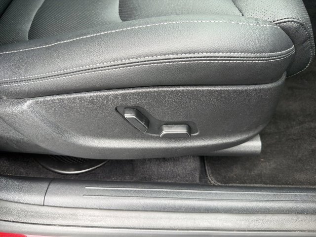 2026 GENESIS GV70 Standard - Photo 20