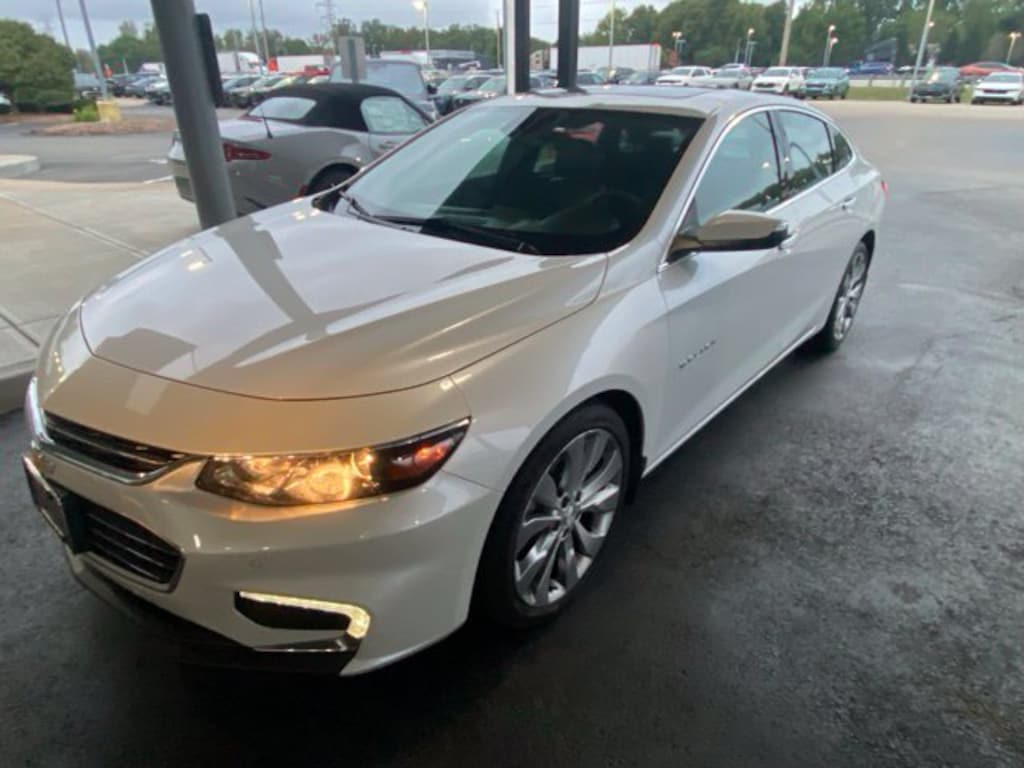 Used 2017 Chevrolet Malibu Premier w/2LZ Sedan