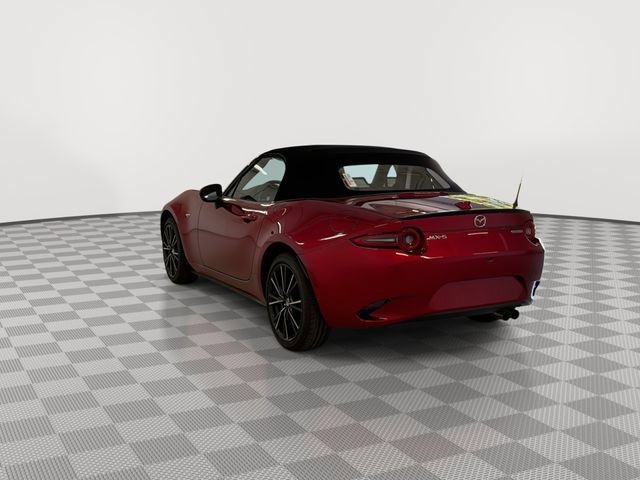 2026 Mazda MX-5 Miata Grand Touring - Photo 7