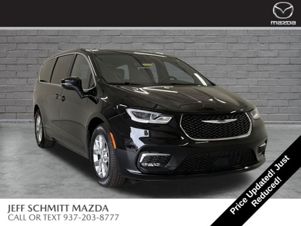 Used 2026 Chrysler Pacifica Limited Minivan/Van