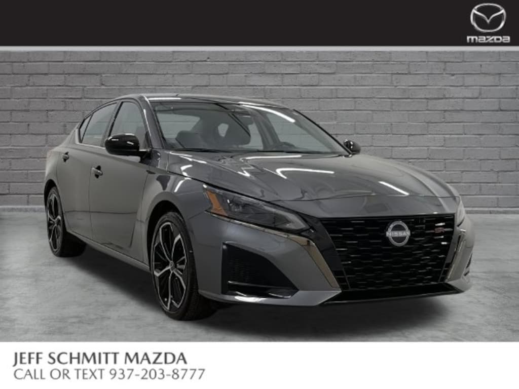 Used 2025 Nissan Altima SR Sedan