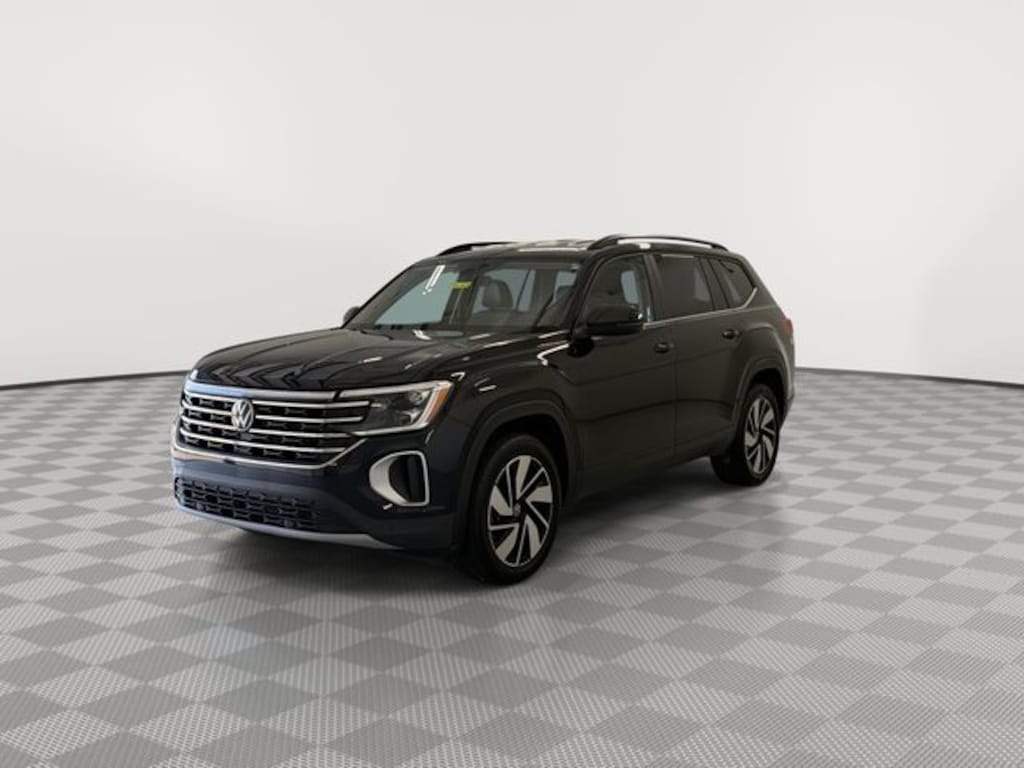 Used 2024 Volkswagen Atlas 2.0T SE w/Technology SUV