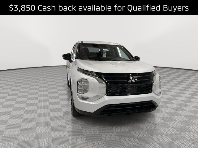 New 2026 Mitsubishi Outlander LE SUV