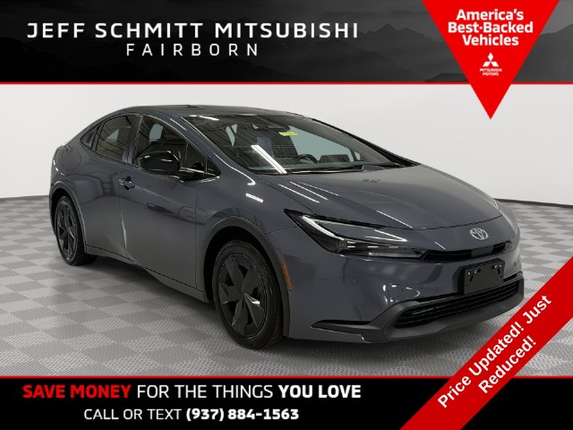 2025 Toyota Prius LE