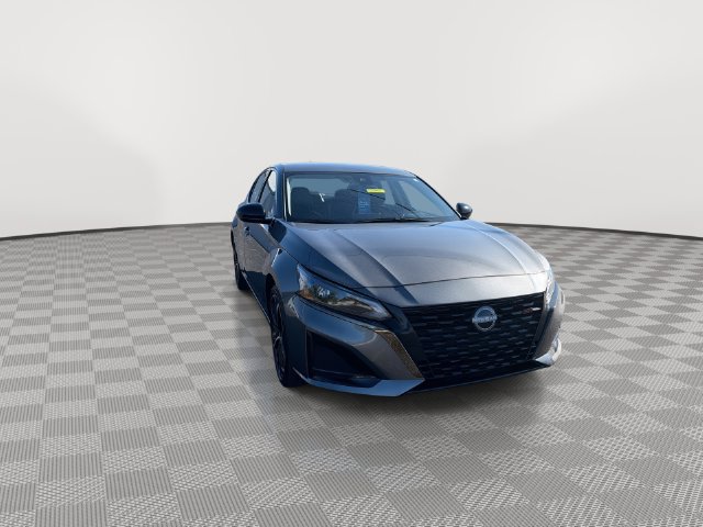 Used 2025 Nissan Altima 2.5 SR Sedan