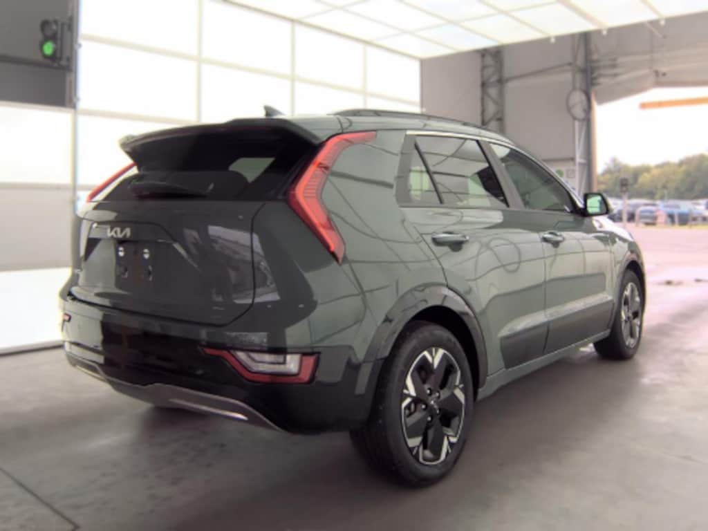 Used 2023 Kia Niro EV Wave SUV