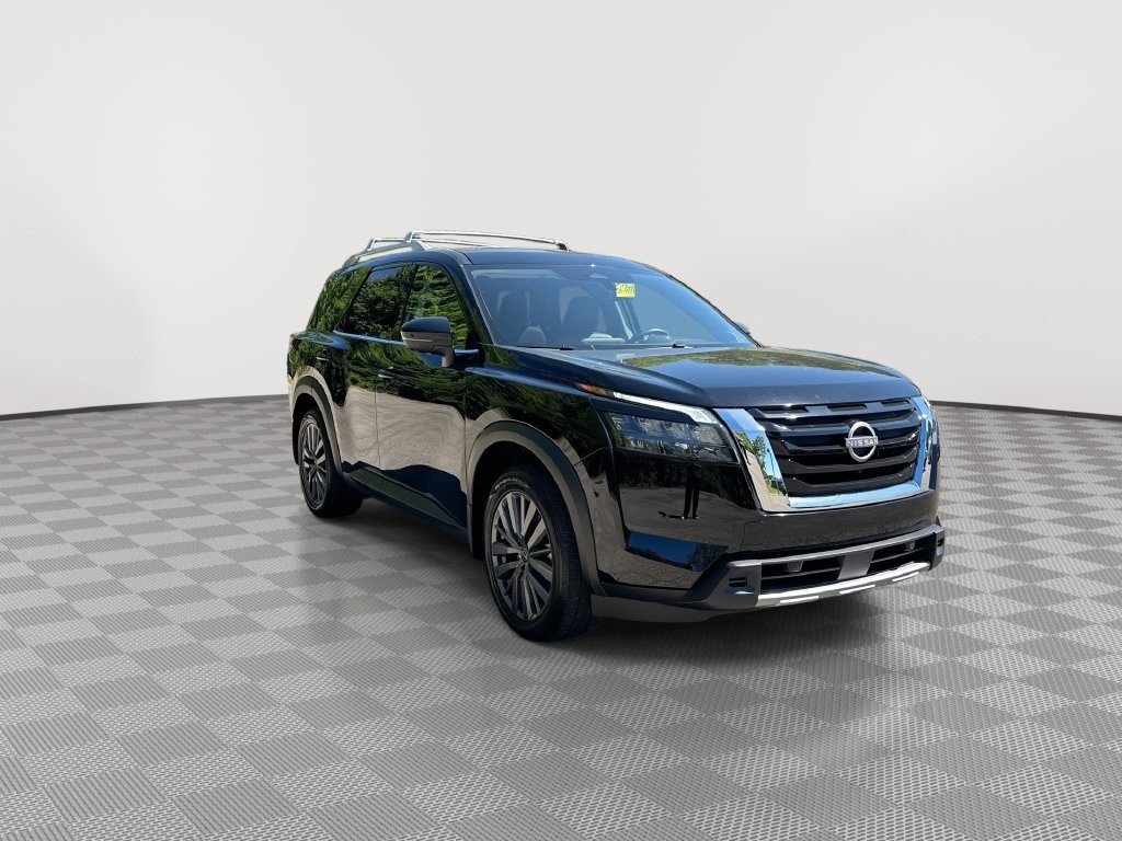 Certified 2025 Nissan Pathfinder SL SUV