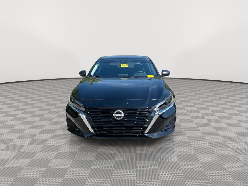 Certified 2025 Nissan Altima 2.5 SV Sedan