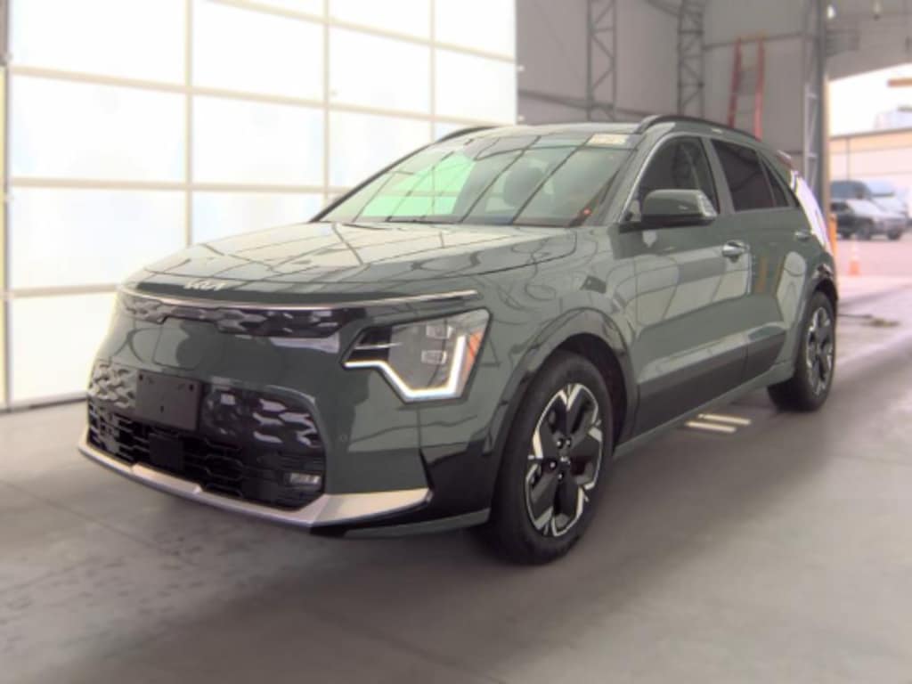Used 2023 Kia Niro EV Wave SUV