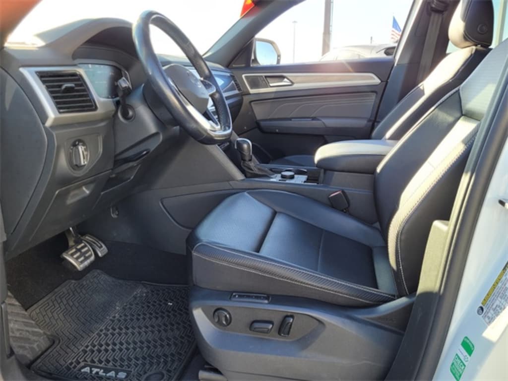 Used 2022 Volkswagen Atlas Cross Sport 3.6L V6 SEL R-Line SUV