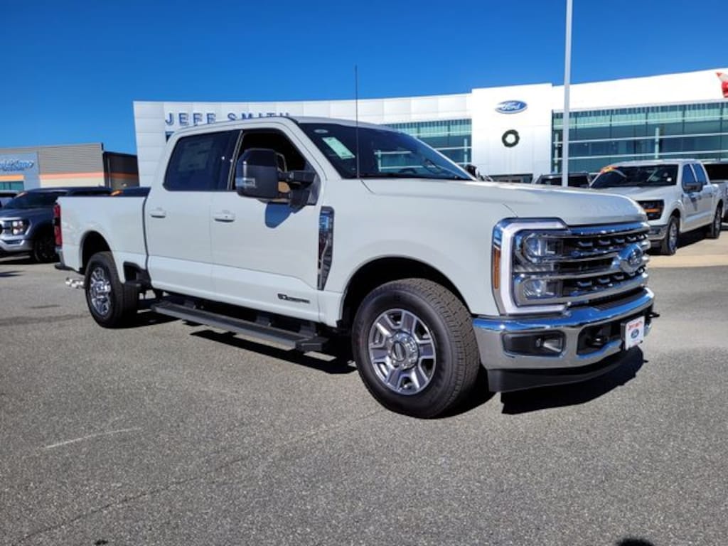 New 2026 Ford F-350SD Lariat Truck