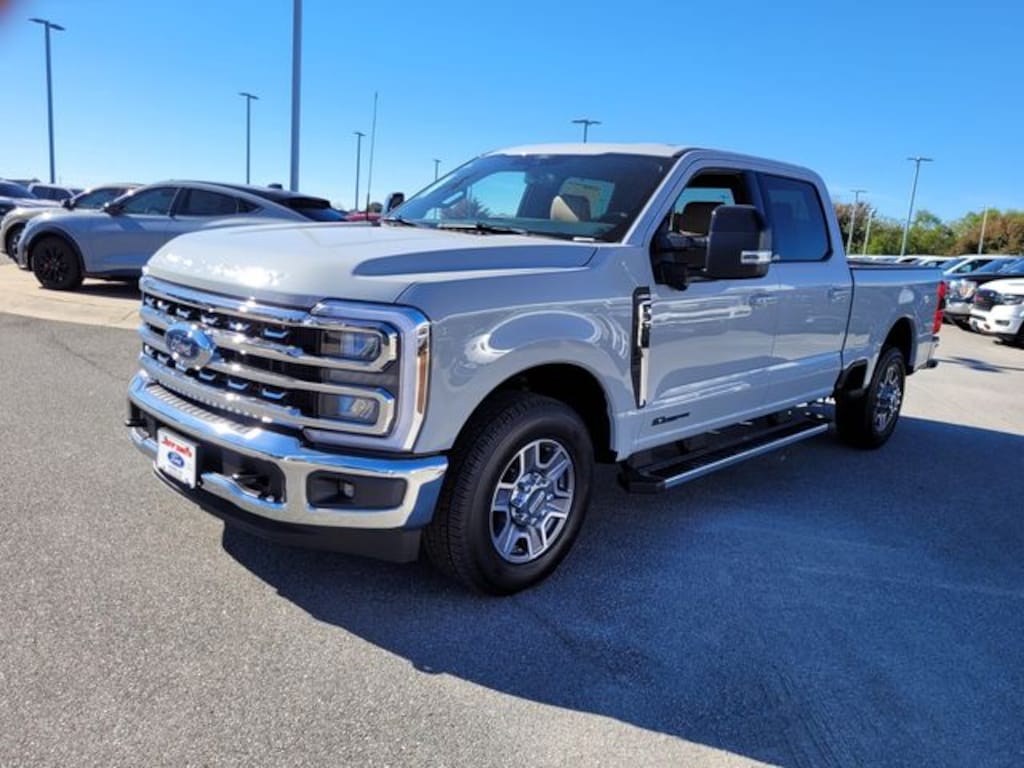 New 2026 Ford F-350SD Lariat Truck