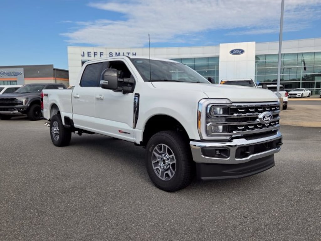 New 2027 Ford F-250SD Lariat Truck