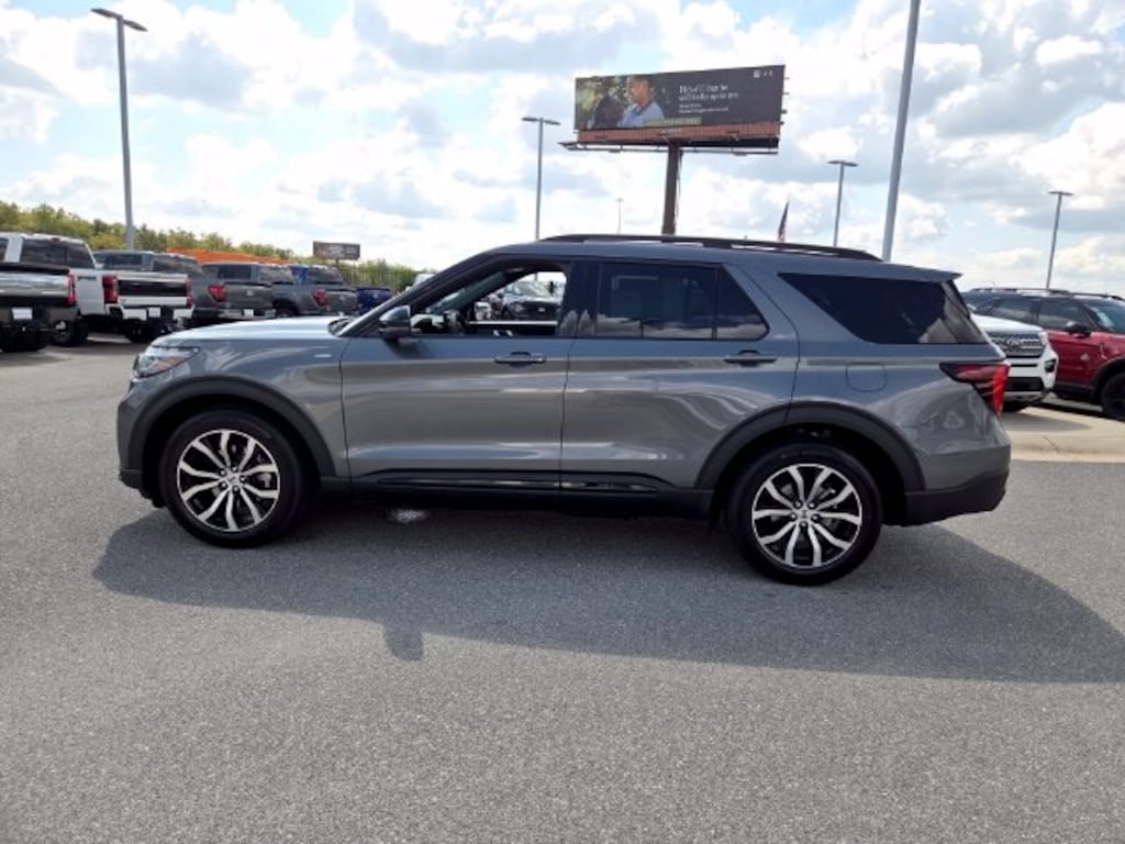 New 2027 Ford Explorer ST-Line SUV