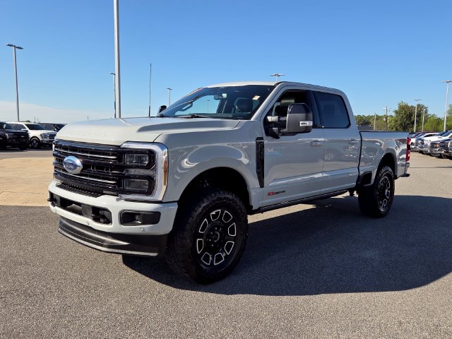 Used 2025 Ford F-350SD Platinum Truck