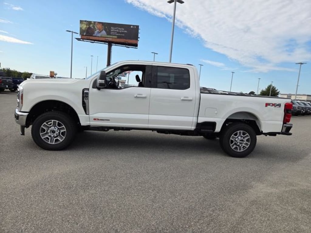 New 2027 Ford F-250SD Lariat Truck