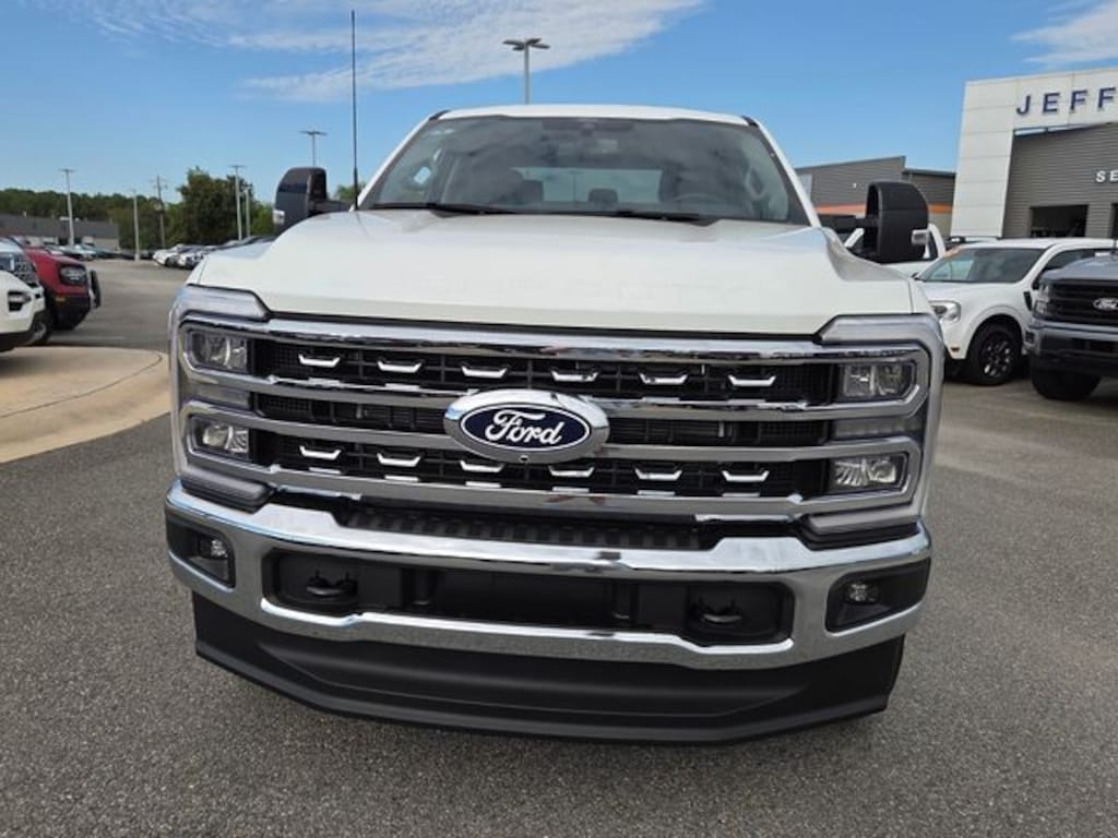 New 2027 Ford F-250SD Lariat Truck