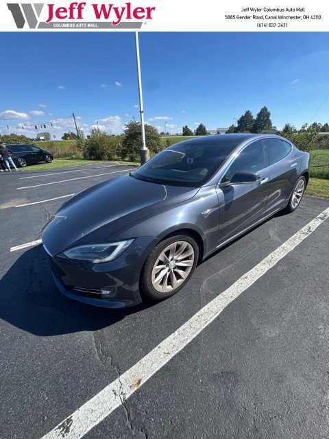 2017 Tesla Model S 60 RWD photo