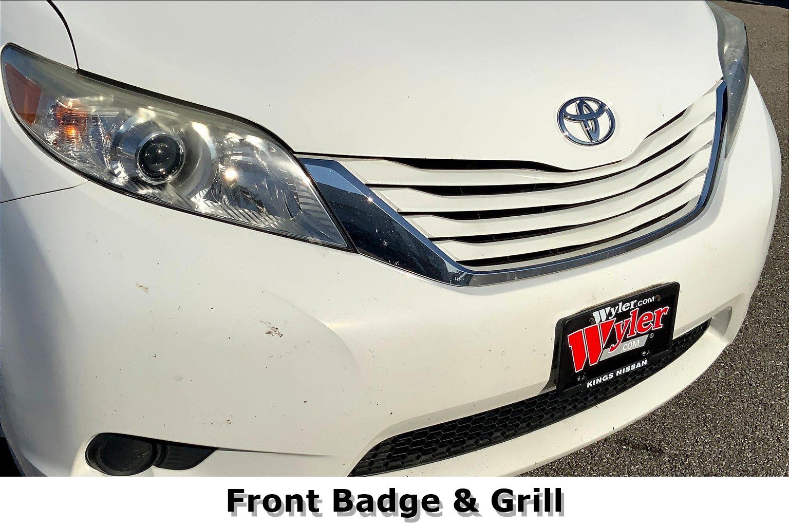 2017 Toyota Sienna LE - Photo 32